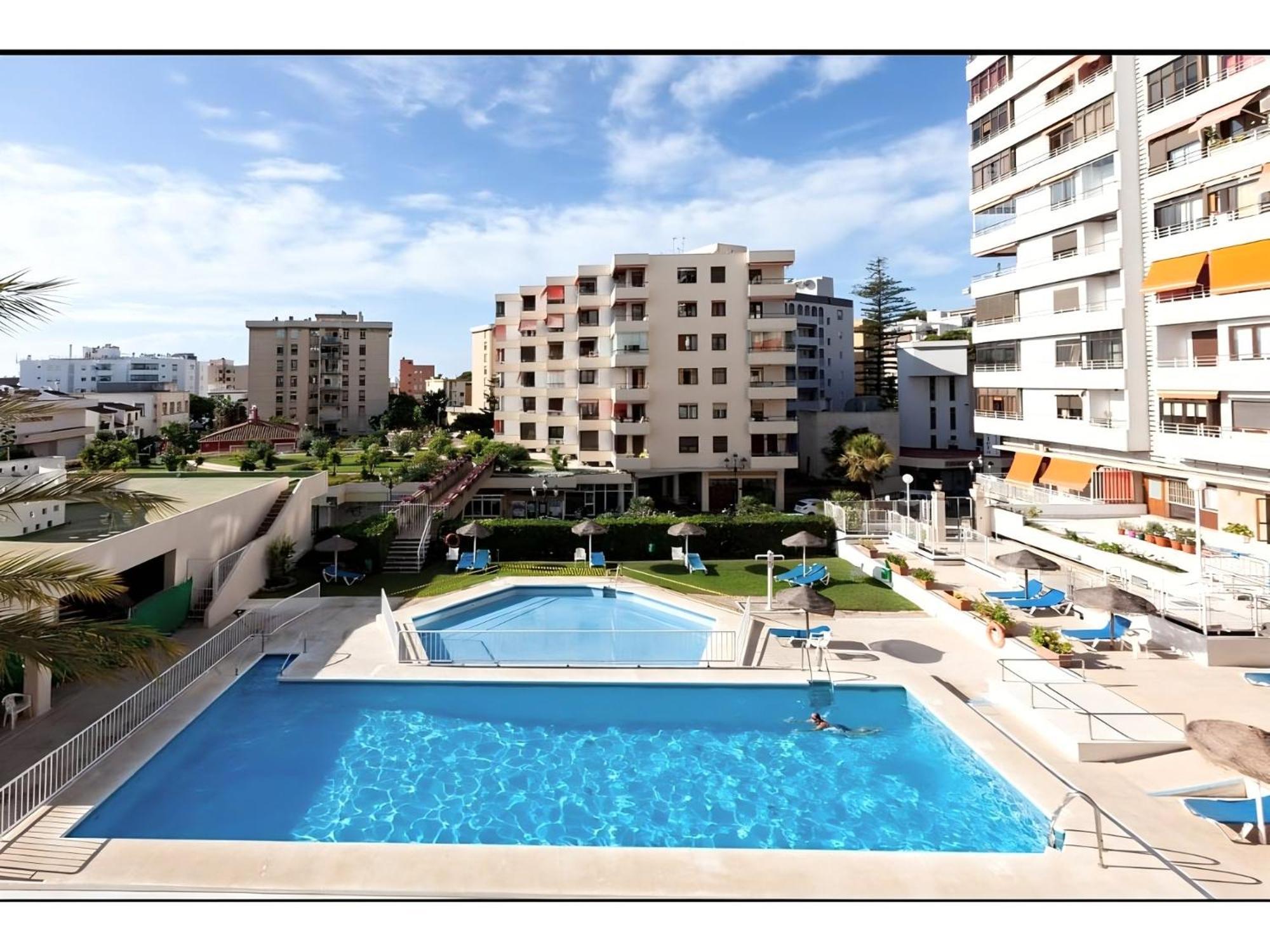 Oasis Sea & Sky - La Nogalera Apartment Torremolinos Exterior foto